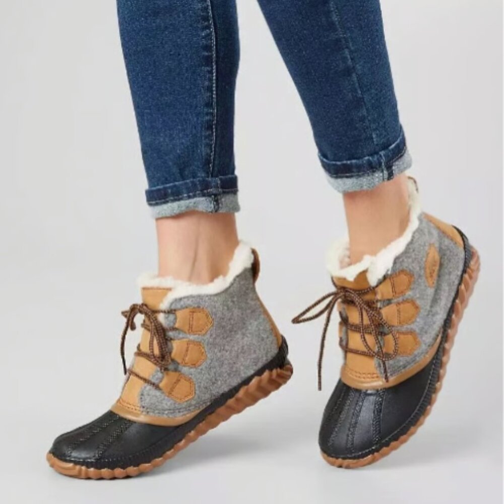 Sorel Out N About Plus Felt Waterproof Boots - Size 8.5
